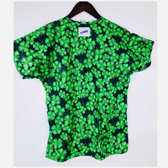 S.c.r.u.b.s. scrubs Top Clover St. Patrick Irish - Picture 2 of 7